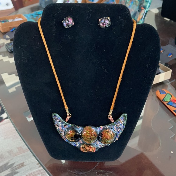 Meet your Posher, Love at First Sight Designs- - Picture 4 of 12